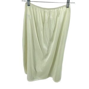 Vintage Vassarette Womens High Slit Slip Skirt Elastic Waist cream Size Medium